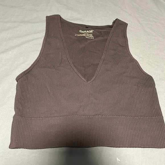 Garage tank top - Picture 1 of 3